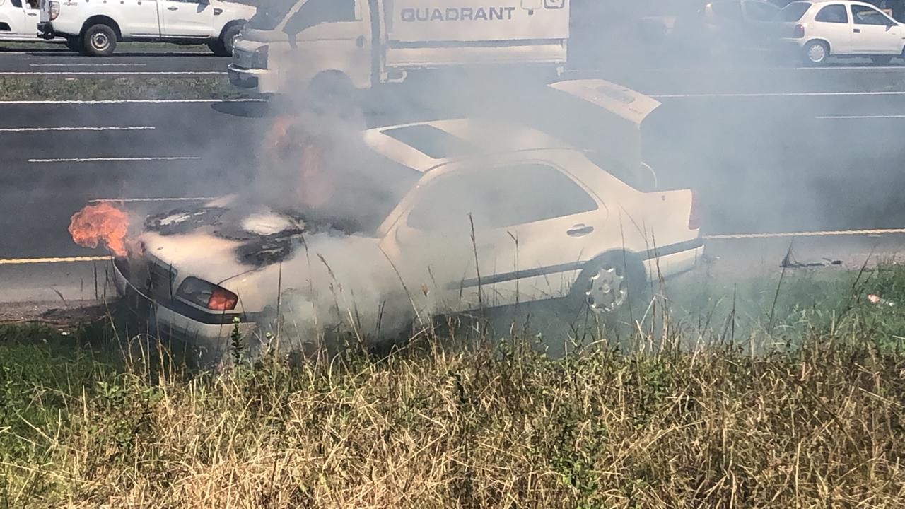 Driver escapes burning car