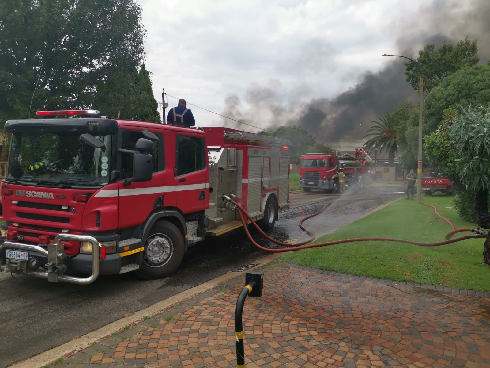 Fuel pipeline erupts into flames in Alberton