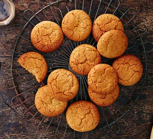 Gluten-free ginger biscuits