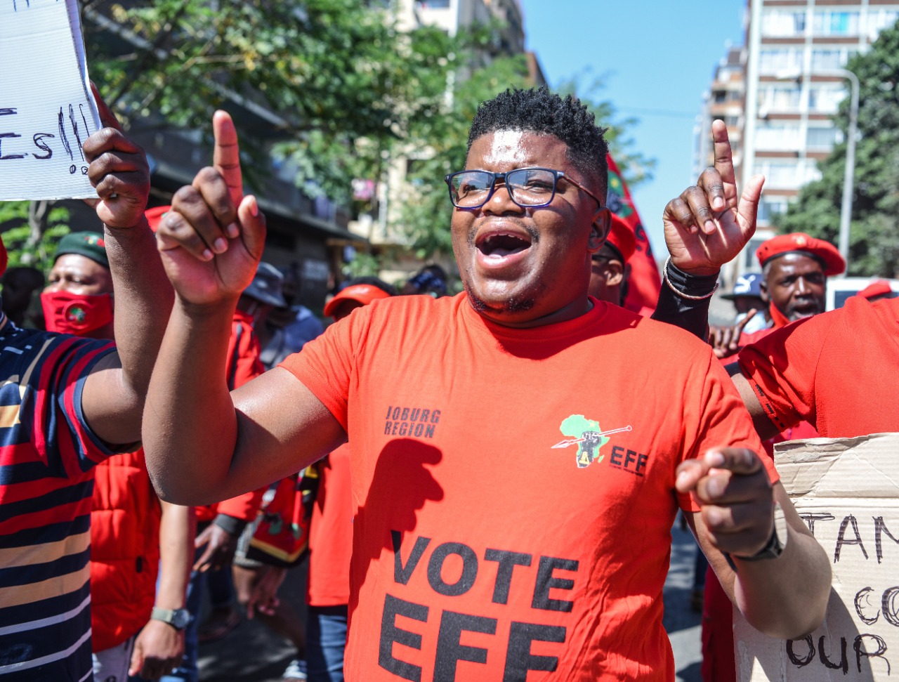 EFF pickets outside Hillbrow police station as they lay charge against Pravin Gordhan