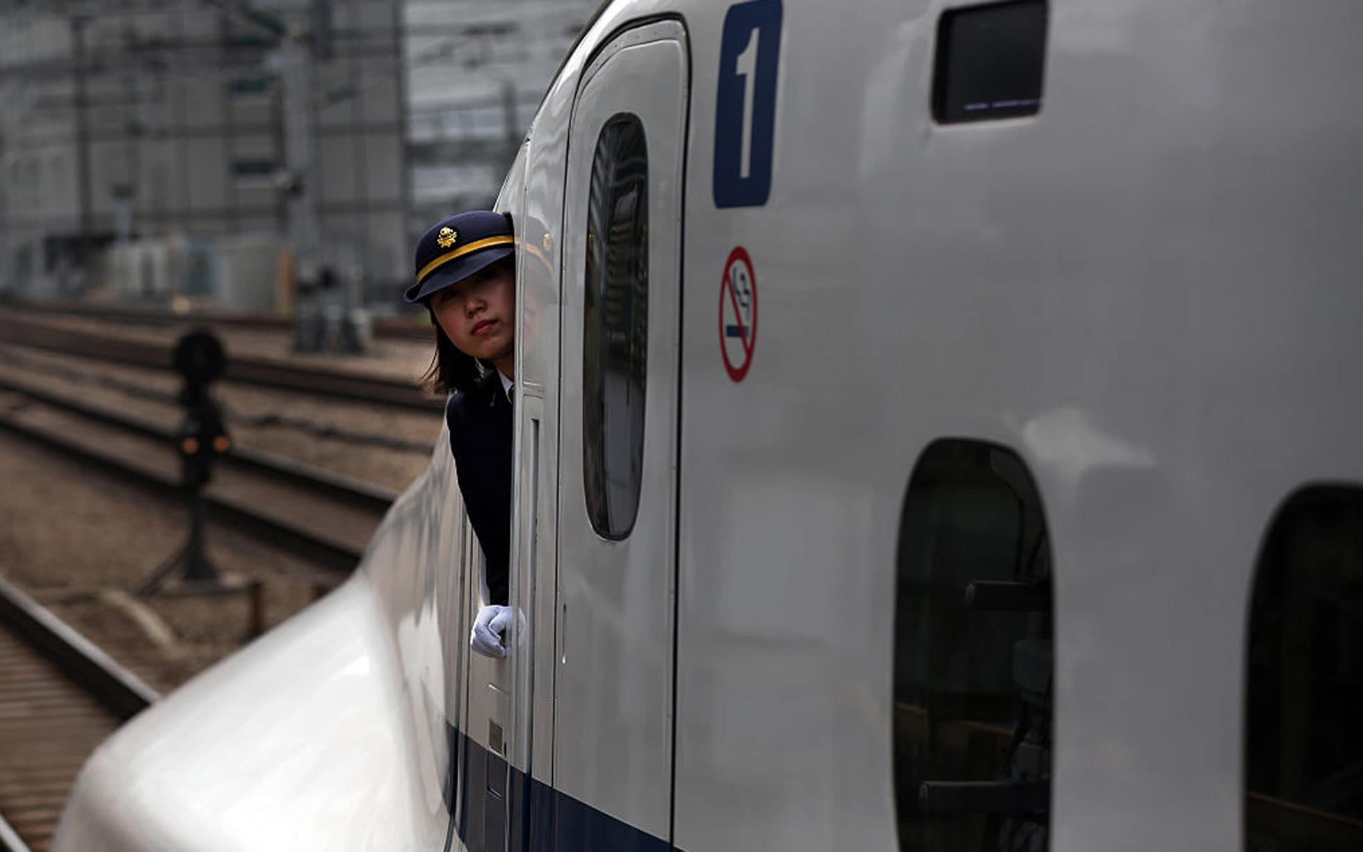 Bullet train driver leaves controls for high-speed toilet dash
