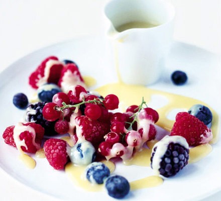 Iced berries with white chocolate sauce