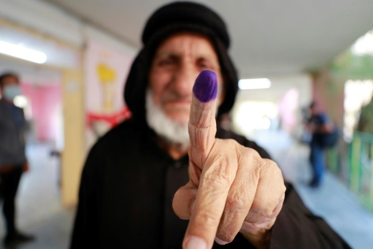 Iraqis vote