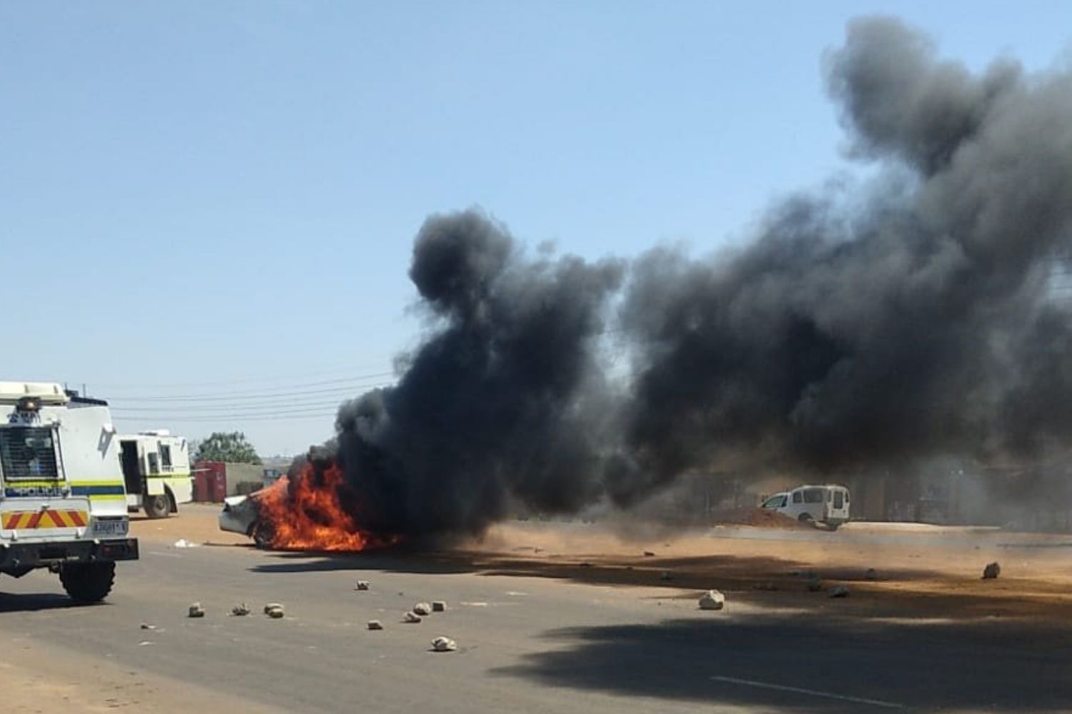 4 vehicles torched as violent protests erupt in Soshanguve