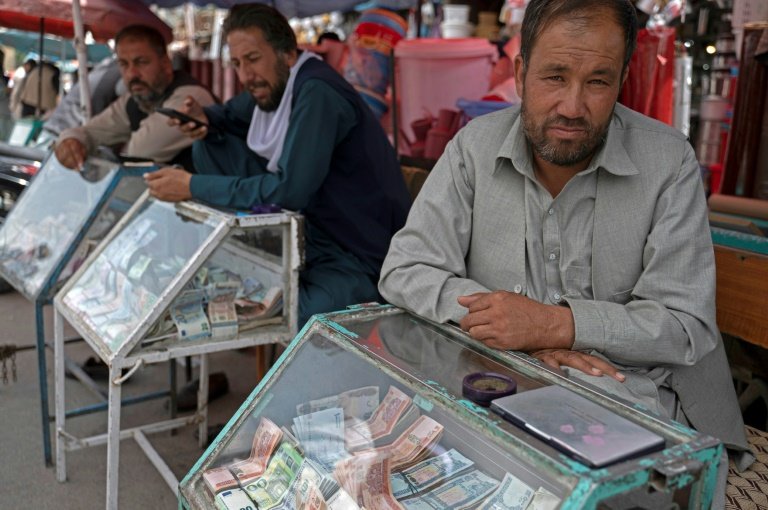 Afghan money exchangers