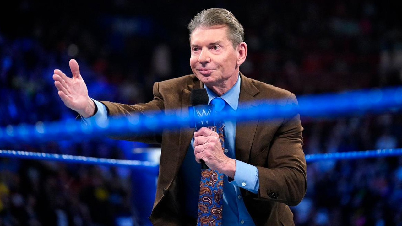 WWE boss Vince McMahon retires