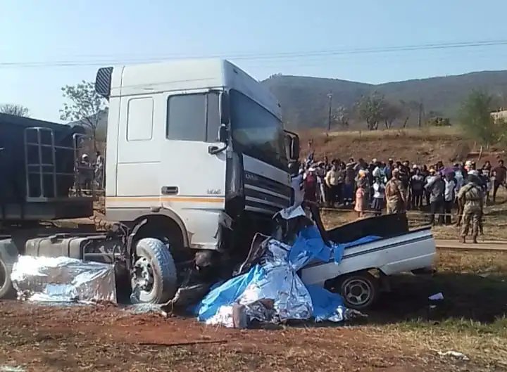 people killed on N2 highway near Pongola