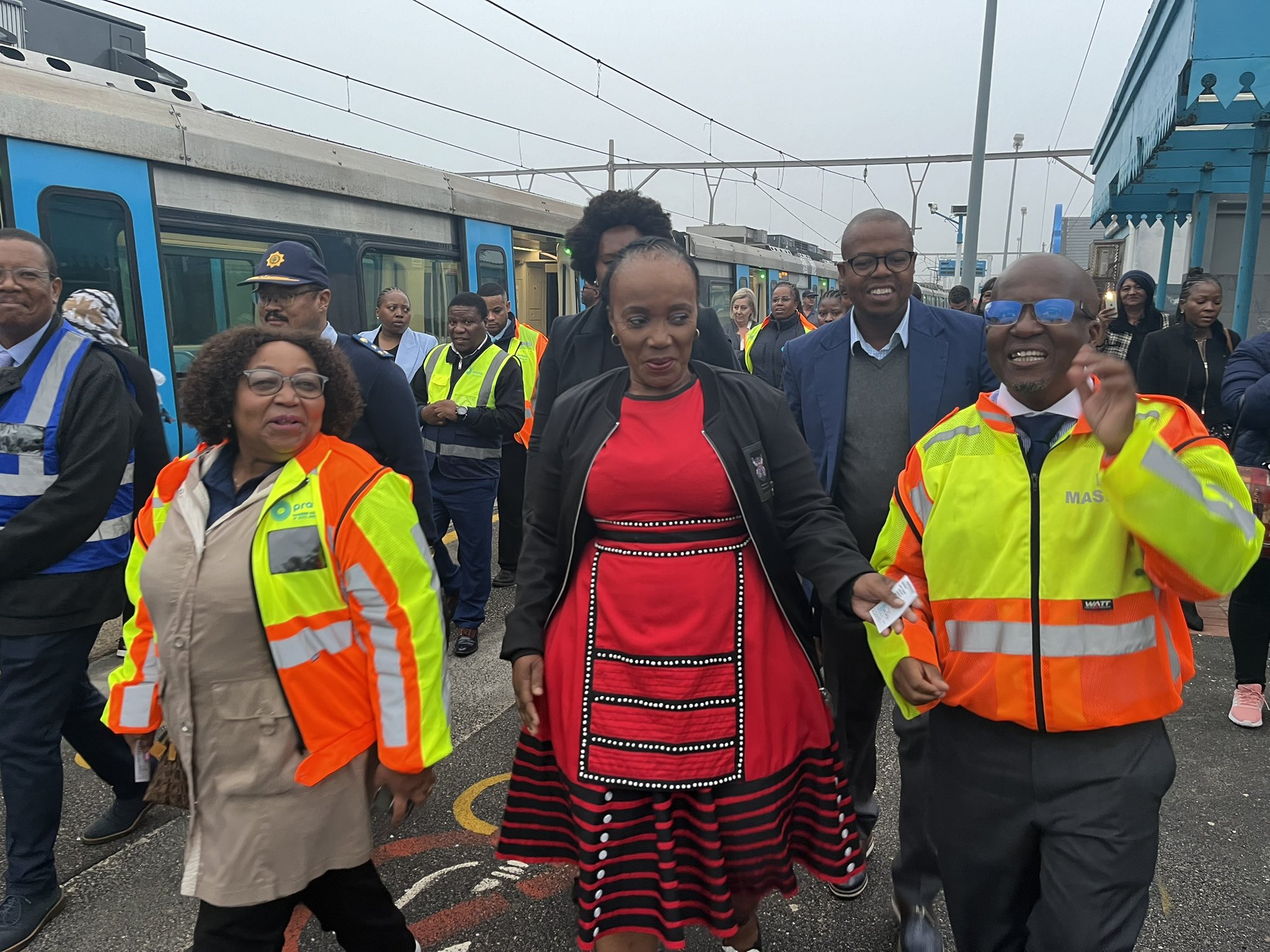 Minister Chikunga to officially launch new electric trains in Cape Town