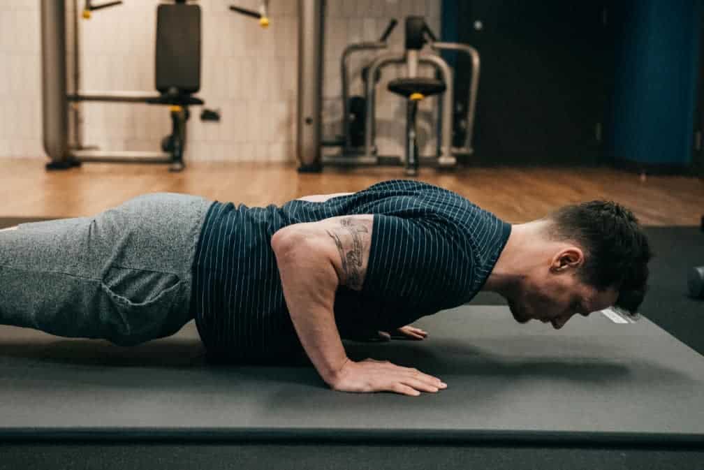 Why you need to give your body a break from push-ups